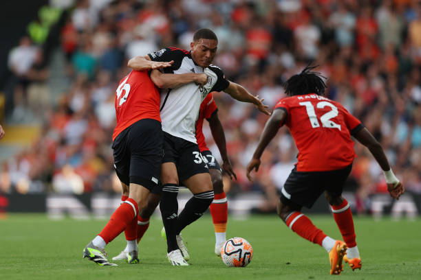 激烈的联赛 激烈的联赛